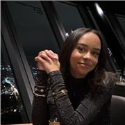 Französich -Tutor, der Kinder aller Altersgruppen unterrichtet